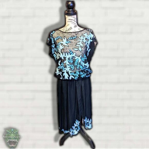 Vintage Boho Outfit - Picture 5 of 6